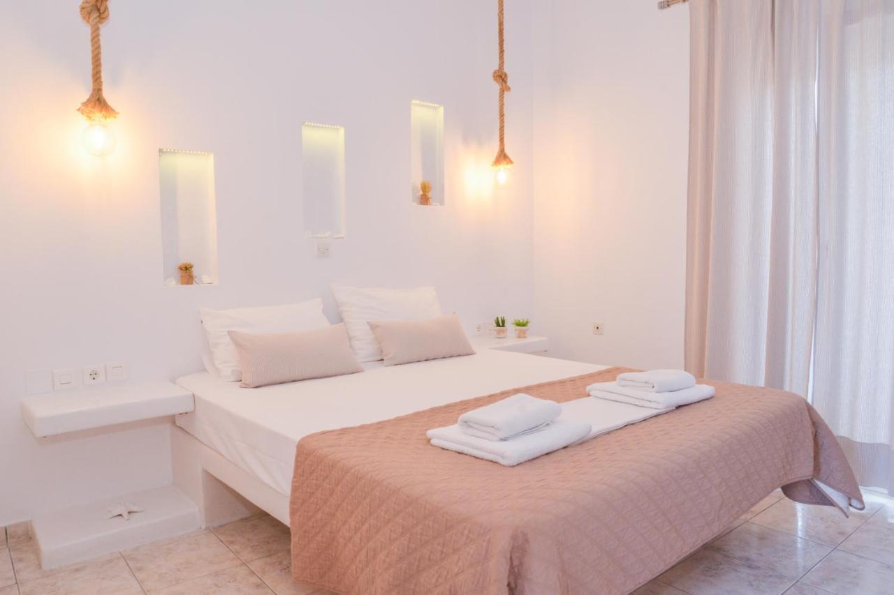 Guest house Niki Adamantas (Milos)